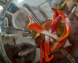 Foto del paso 5 de la receta: Pechuga al ajillo con papas cocidas y mojo canario