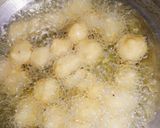 A picture of step 4 of Moong Dal Fritters.