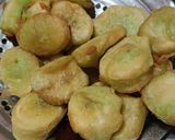 Foto langkah ke 4 dari resep Pisang Goreng Kembung Pandan.