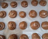 Foto langkah ke 5 dari resep Chocolate Mochi Bread.
