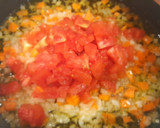 Foto del paso 2 de la receta: Fideuá de chipirones, gambas y rape con alioli