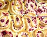 Φωτογραφία βήματος 8 της συνταγής Strawberry & cheesecake rolls