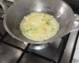 Foto langkah ke 2 dari resep 142. Telur Dadar Crispy.
