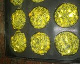 Foto del paso 4 de la receta: Muffins de acelga y polenta