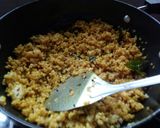 A picture of step 3 of Daliya upma.