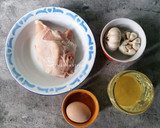 Foto langkah ke 1 dari resep Ayam Goreng Bawang Khas Batam.