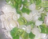अनियन-कैप्सिकम की सब्जी(Onion Capsicum ki sabzi recipe in hindi) रेसिपी चरण 1 फोटो