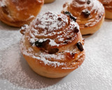 Foto del paso 14 de la receta: Rollitos de crema de anacardos con chocolate y pasas
