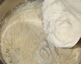 A picture of step 2 of Orange cake.