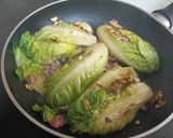Foto del paso 2 de la receta: Cogollos salteados con jamón