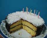 Foto langkah ke 11 dari resep Lamington Cake.