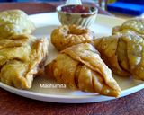 A picture of step 10 of UP Special Samosa.