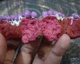 Foto langkah ke 6 dari resep Donat Buah Naga.