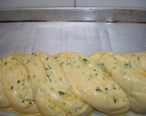 Foto del paso 18 de la receta: Pan con ajo, perejil y queso