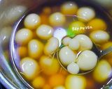 Hình bước làm 5 của món Chè trôi nước nhân dừa đậu xanh