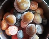 A picture of step 2 of Melon Ball Punch.