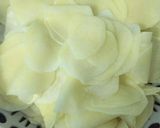 Hình bước làm 2 của món Khoai tây chiên muối và giấm (crispy salt and vinegar potato)