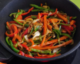Foto del paso 3 de la receta: Noodles de arroz con salsa Teriyaki
