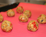 Foto del paso 3 de la receta: Albóndigas veganas de tempeh en salsa de almendras con quinoa