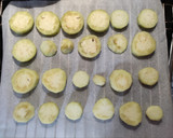 Foto del paso 1 de la receta: Mini pizzas de berenjena