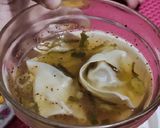 Foto langkah ke 6 dari resep Sup Pangsit Sederhana a.k.a Simple Wonton/dumpling soup.
