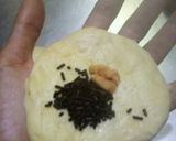 Foto langkah ke 7 dari resep Soboro Ppang 소보로빵 (Korean Streusel Bread).