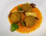 Foto del passaggio 6 della ricetta Polpettine vegetali di piselli e quinoa,su crema di carote