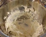 A picture of step 5 of Cheesecake Flan.