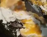 A picture of step 2 of Kale and eggs stir fry.