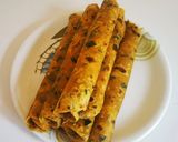 मेथी थेपला (methi thepla recipe in marathi) रेसिपी स्टेप 3 फोटो 