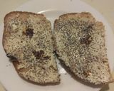 Foto del paso 5 de la receta: Tostada con queso crema