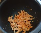 Une image de l'étape 2 de Spaghettis 🍝 aux champignons crevettes 🍤.