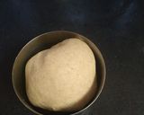 A picture of step 1 of Santa chapati pizza.
