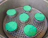 Foto langkah ke 5 dari resep Bolu Kukus Mekar.