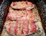 Sajtos - baconös Hasselback csirkemell recept fázis 5 fotója