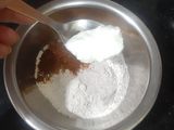 नाचणी चे झटपट धीरडे (nachniche jhatpat dhirde recipe in marathi)
