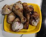 Foto del paso 4 de la receta: Muslos de pollo con setas de pie azul