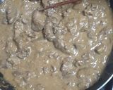 A picture of step 4 of Creamy chicken livers.