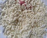 कुरकुरे मैगी मोमोस (kurkure maggi momos recipe in Hindi) रेसिपी चरण 4 फोटो