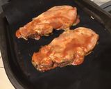 Une image de l'étape 6 de Côtes de porc laquées œuf, tomate, soja, persil.