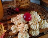 Foto langkah ke 4 dari resep Kue sagu keju.