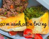 Hình bước làm 1 của món Cơm xanh cuộn trứngThịt vịt rau củ