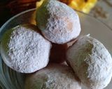 Foto langkah ke 8 dari resep Donat Mini Korea.