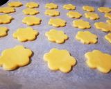 Zsuzsi féle krémes-lekváros linzer recept fázis 6 fotója