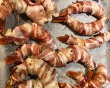 Foto del passaggio 4 della ricetta Gamberoni con pancetta marinati