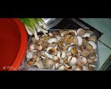 Foto langkah ke 2 dari resep Kerang asam manis.