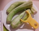 A picture of step 1 of Trombetta Squash with Tomato and Potatoes.
