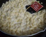Foto langkah ke 8 dari resep Macaroni & Cheese.