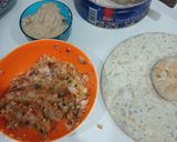 A picture of step 1 of Punjabi ya da Aloo Wala Tawa Paratha.