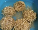 Foto langkah ke 1 dari resep Mie Goreng Sanggul Khas Singkawang.